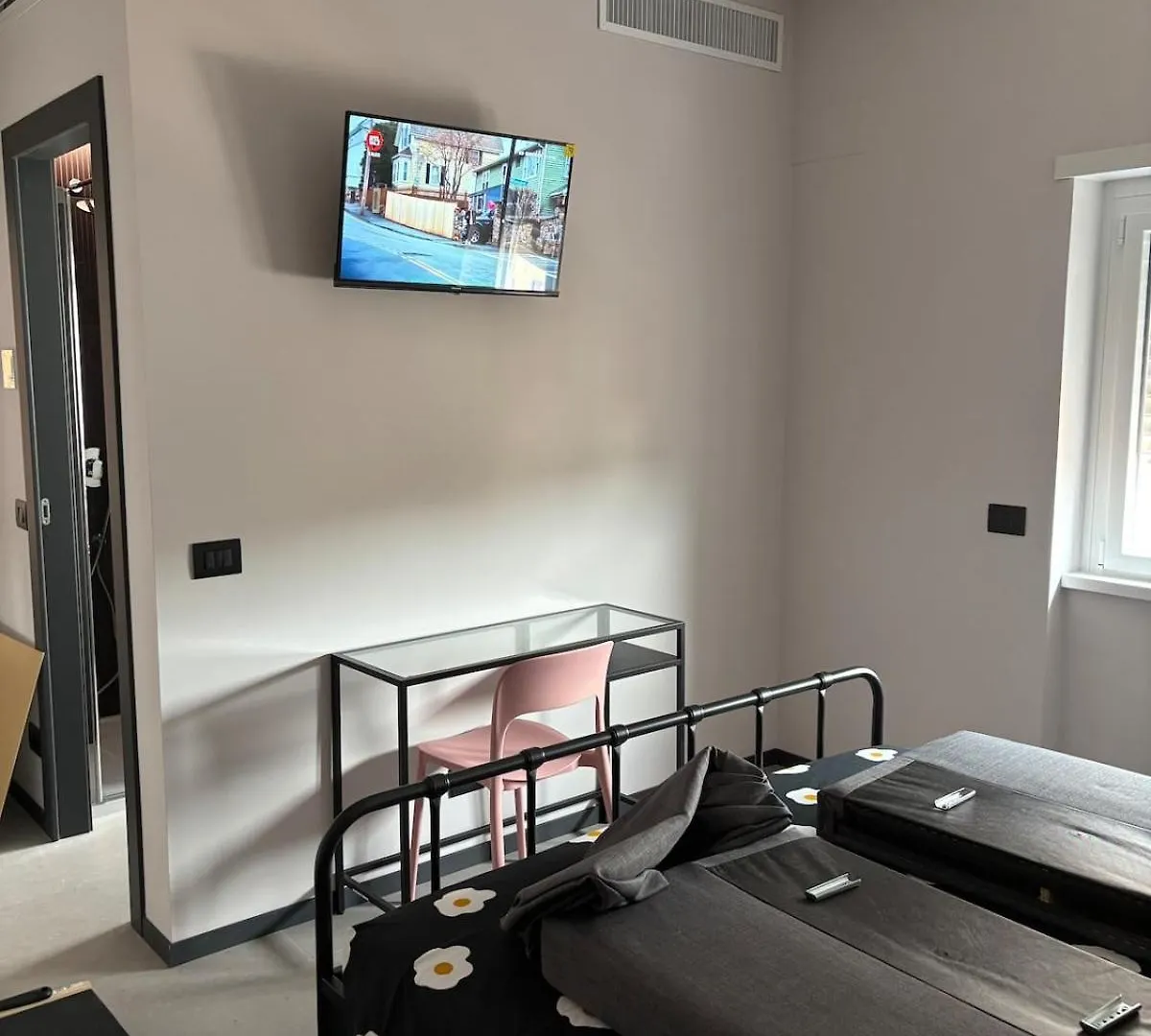 Urban Concept Santa Croce In Gerusalemme - Entire Apartment Rome