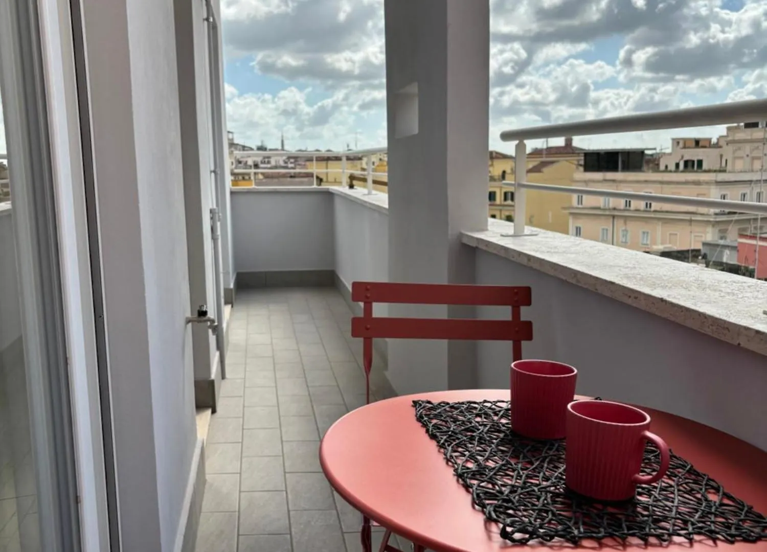 Urban Concept Santa Croce In Gerusalemme - Entire Apartment Rome